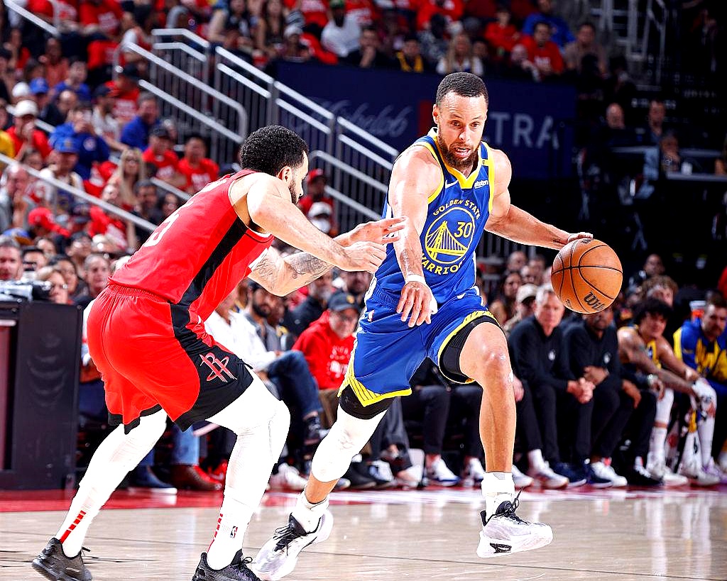 关于NBA季后赛赛程吃紧；金州勇士清晨远射贴柱；气氛紧张；球队文化再被提及的信息-优德娱乐平台