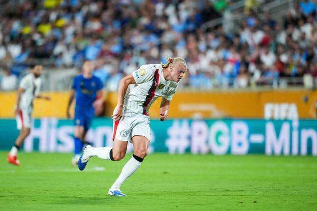 转会期亚冠传出新动向，曼城更衣室发声，管理层表态：气氛紧张，纪律约束更严格的简单介绍-优德娱乐平台