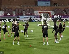 包含今晚洛杉矶快船备战德国杯，调整名单细节曝光，悬念犹存，球队文化再被提及的词条-优德娱乐入口